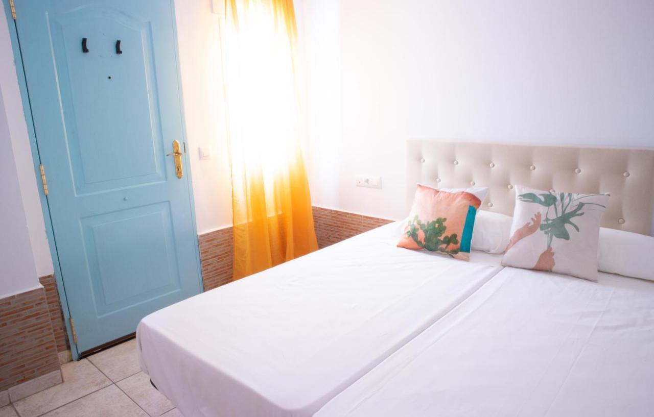 Salitre Rooms Коніль-де-ла-Фронтера Екстер'єр фото