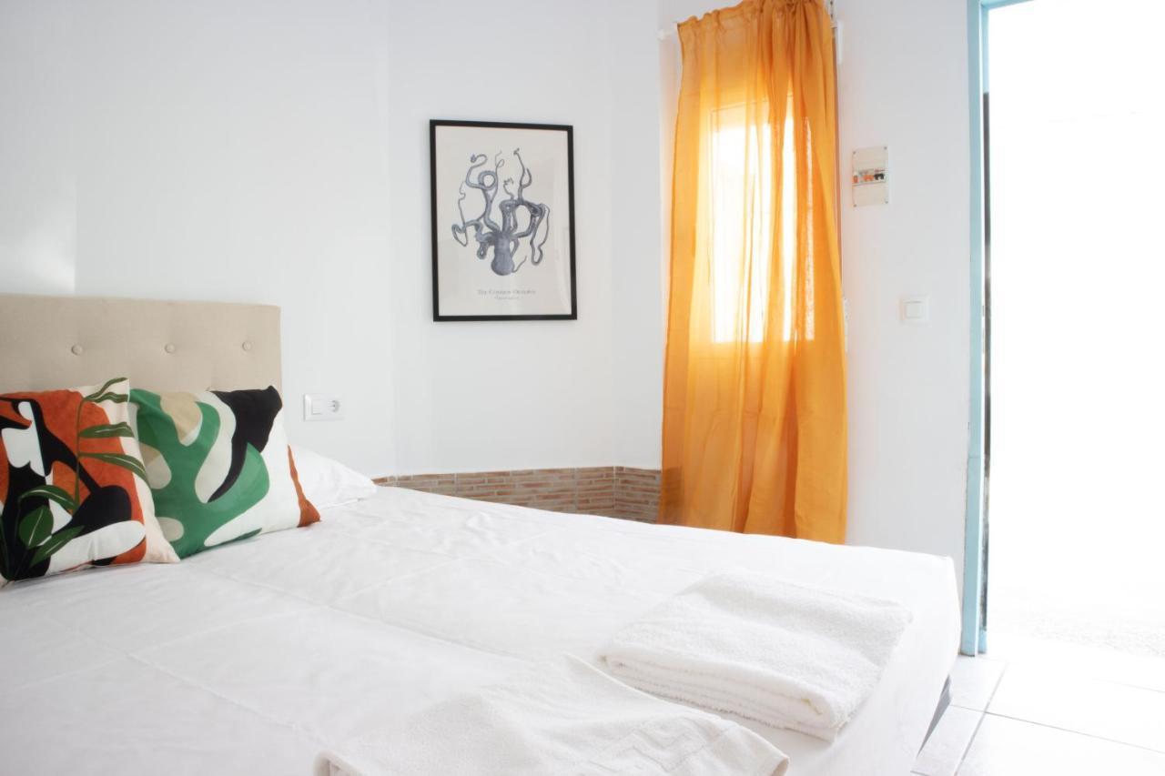 Salitre Rooms Коніль-де-ла-Фронтера Екстер'єр фото