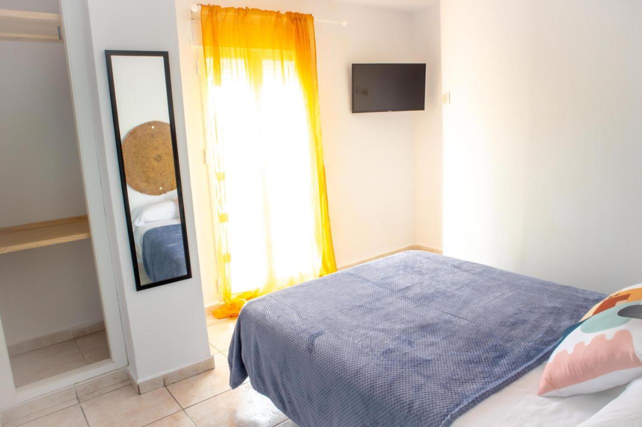 Salitre Rooms Коніль-де-ла-Фронтера Екстер'єр фото